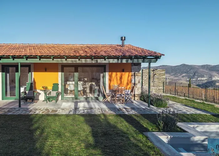 Quinta Do Monte Travesso - Country & Winery بيت ضيافة